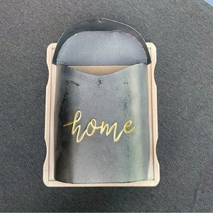 Mailbox Metal and super cute!!